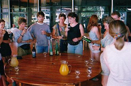 86 GROUP WINE TASTING, CHILE