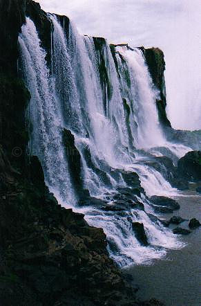 22 Small falls - part of Iguaçu Falls